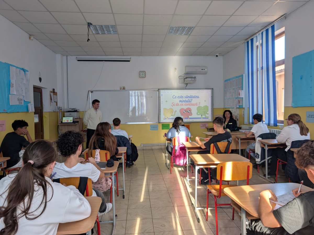 Informare despre sănătate mintală cu tinerii din&nbsp;Costinești