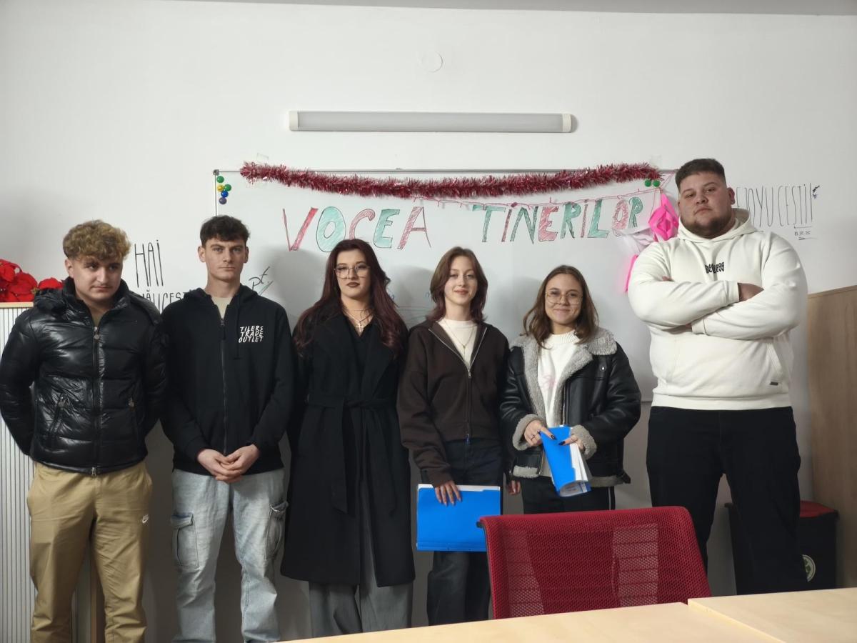 Întâlnire despre sănătate mintală cu tinerii din&nbsp;Hălăucești